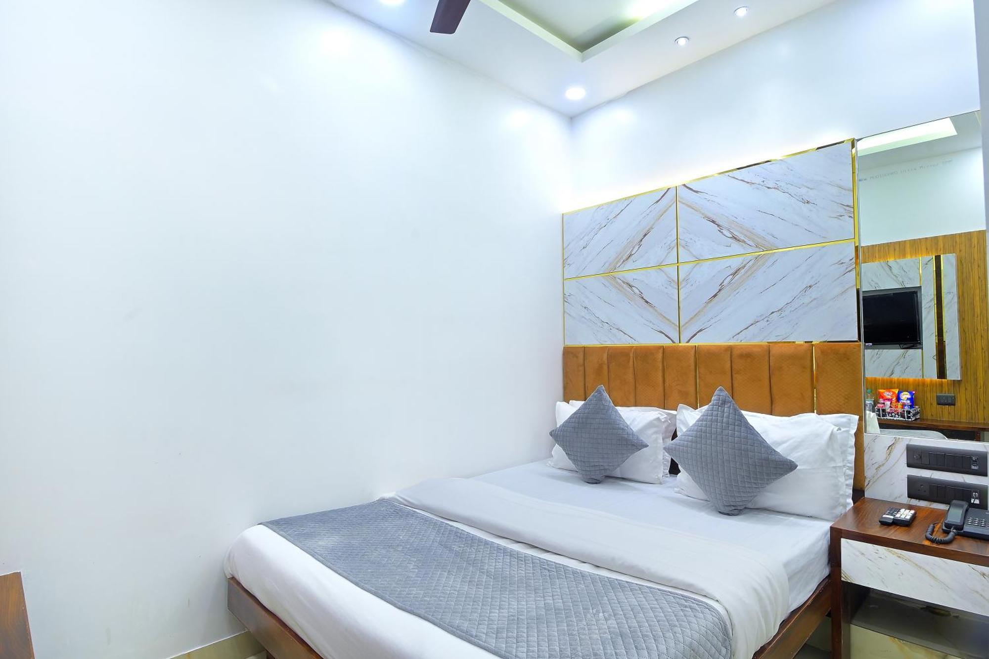 Hotel Nav Durga "2 Walking From New Delhi Railway Station" Nova Deli Exterior foto